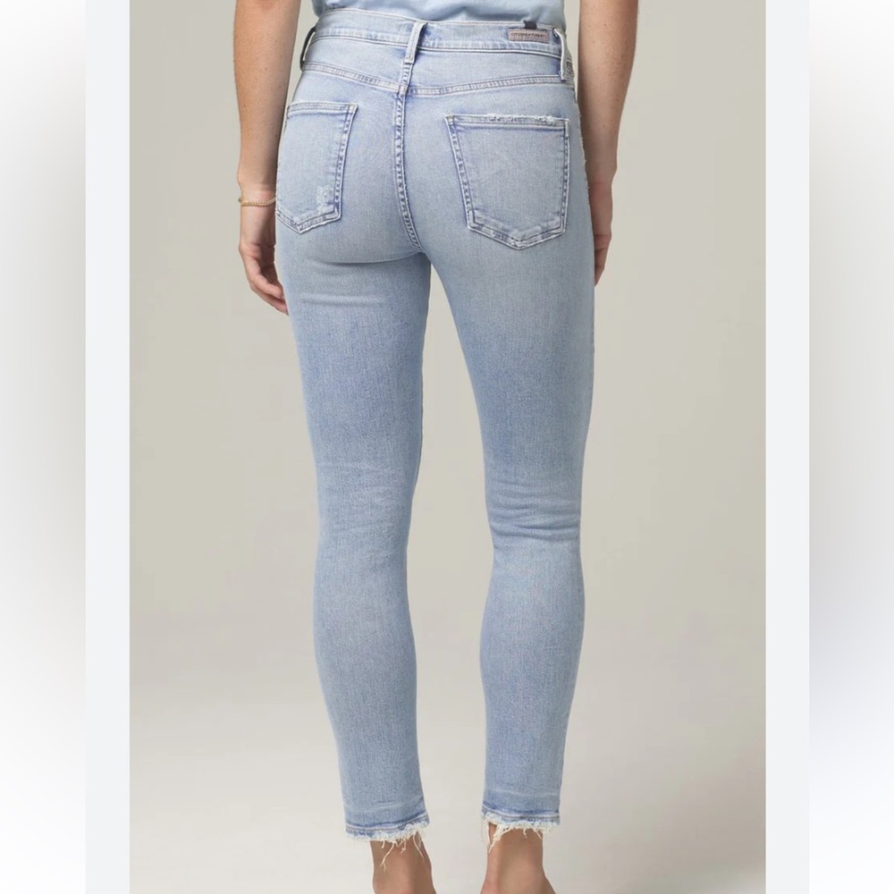 * Closet Clearout 💫 * Citizens Of Humanity - Rocket Crop  Denim